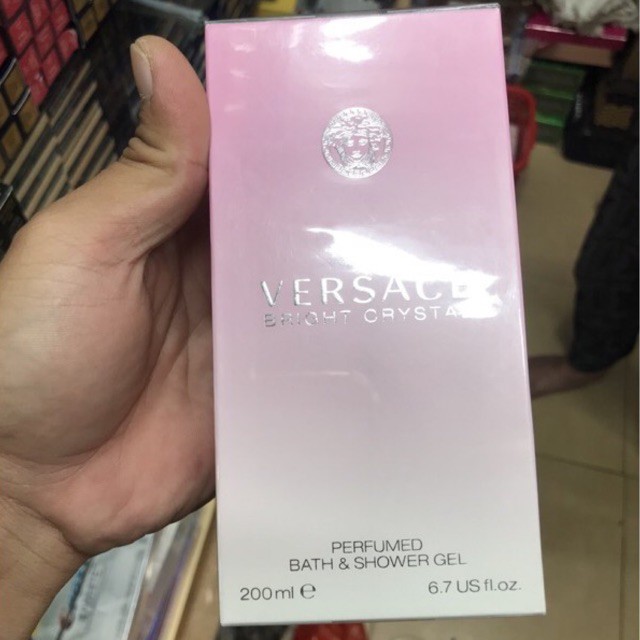 Chính Hãng - Sữa Tắm Nước Hoa Versace Bright Crystal Perfumed Bath & Shower Gel 200ML