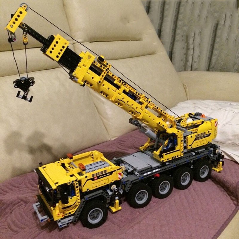 (HÀNG CÓ SẴN) Mẫu lắp ráp Xe Ô tô Tải Nâng Technic Mobile Crane MK II Lepin 20004