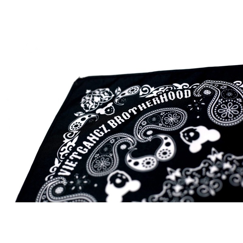 Khăn Bandanas màu đen chính hãng VIETGANGZ phối đồ streetstyle