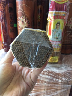 Nhang thơm 2 tấc ít tàn,ít khói