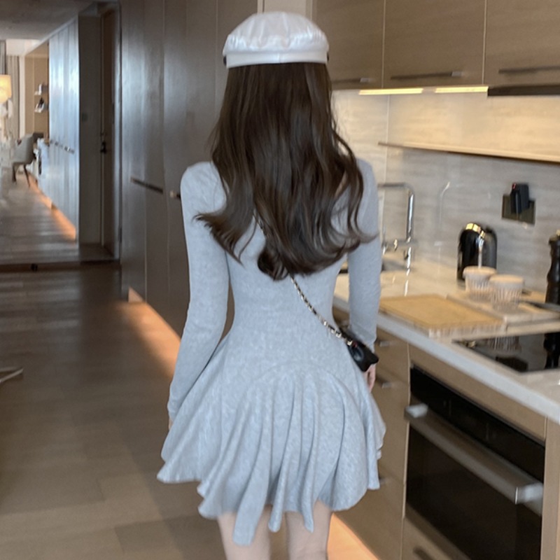 Đầm IELGY tay dài phối ren thời trang quyến rũ cho nữ