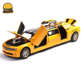 1/32 Lengthened with Sound and Light Alloy Pull Back Simulation Car for Ornaments Souvenir