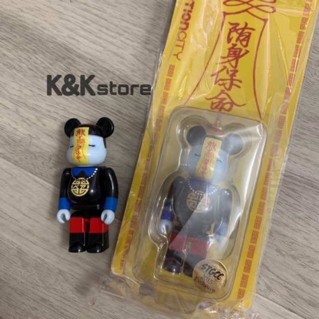 Bearbrick Cương Thi 100% - bộ sưu tập nhân vật