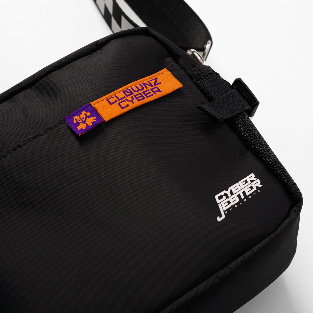 Túi đeo chéo local brand Satchel Cyber Jester unisex freestyle