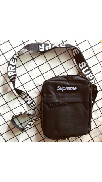 Túi hộp mini Supreme