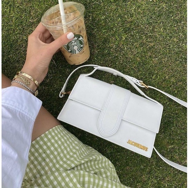 Túi jacquemus size 18 đeo chéo đeo hông dán ngang hot hit , mác nổi tang vàng