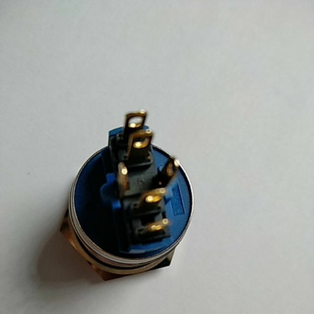 Công tắc chống nước 12v phi 22mm