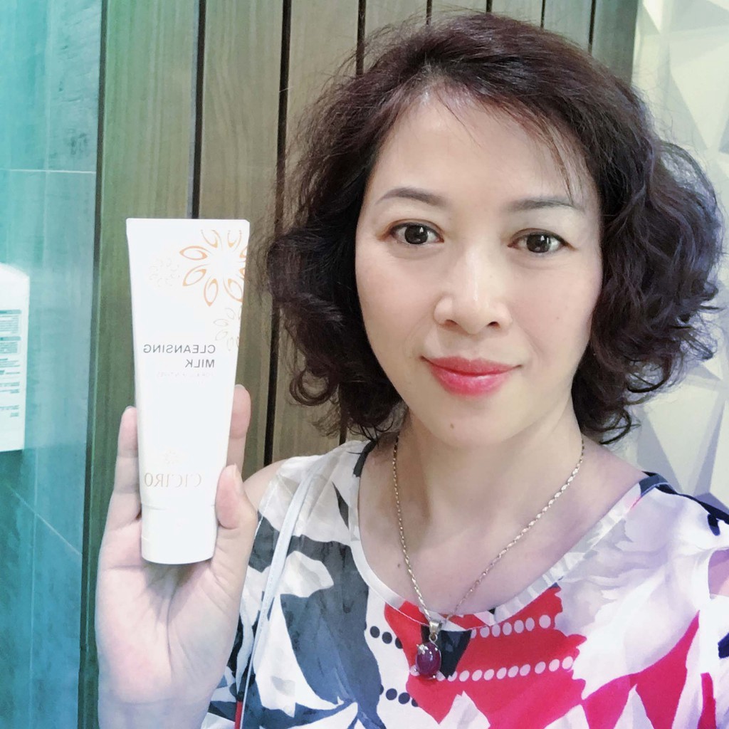Sữa rửa mặt Hàn Quốc Ciciro - Cleansing milk Ciciro giúp làm sạch da, loại bỏ bụi bẩn và bã nhờn trên da, ngăn ngừa mụn | BigBuy360 - bigbuy360.vn