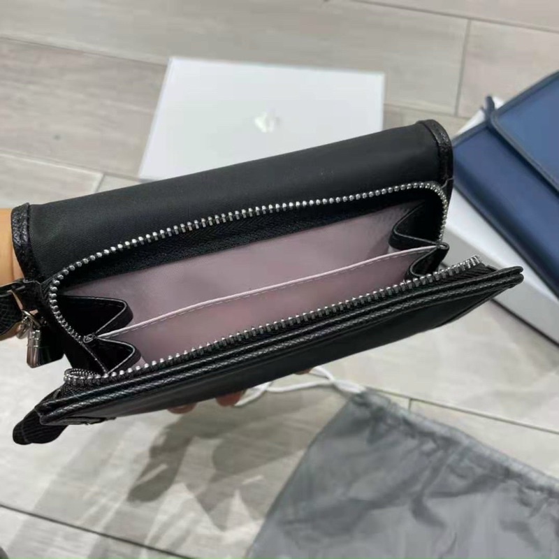 - Ví Sam.so.nitte gập mini 2 màu-lỗi viền da