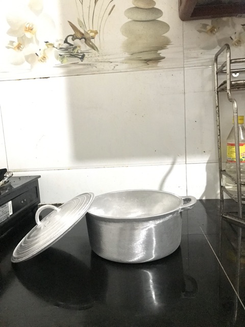 Xoong gang 25 cm nấu cơm ngon dẻo