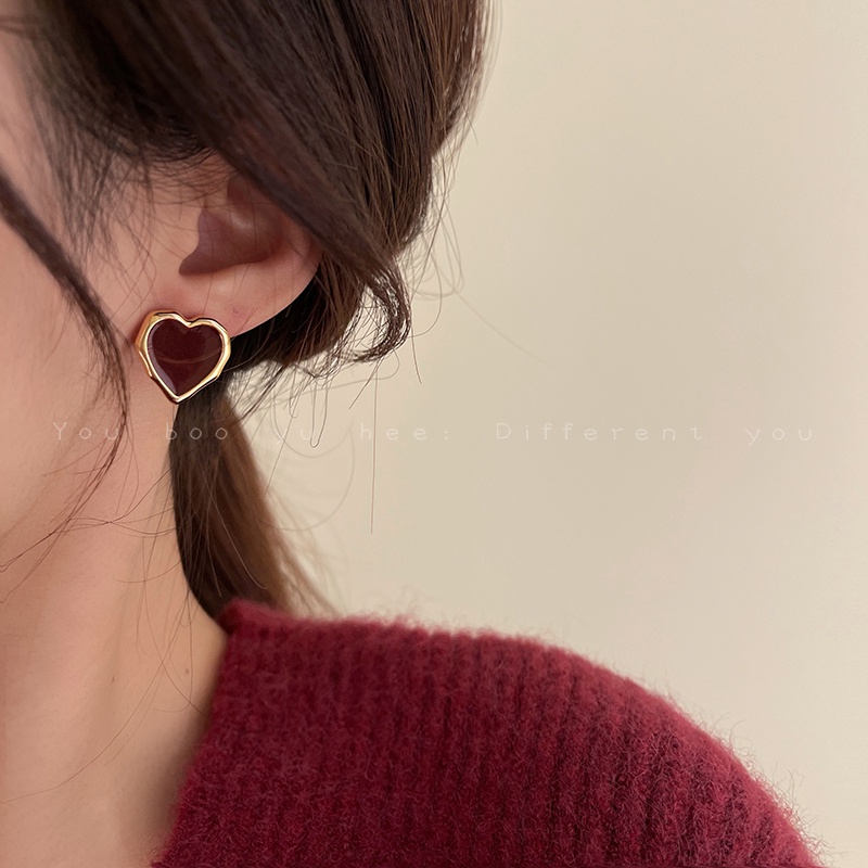 Khuyên Tai Hình Trái Tim Mạ Vàng Đơn Giản Dành Cho Nữ