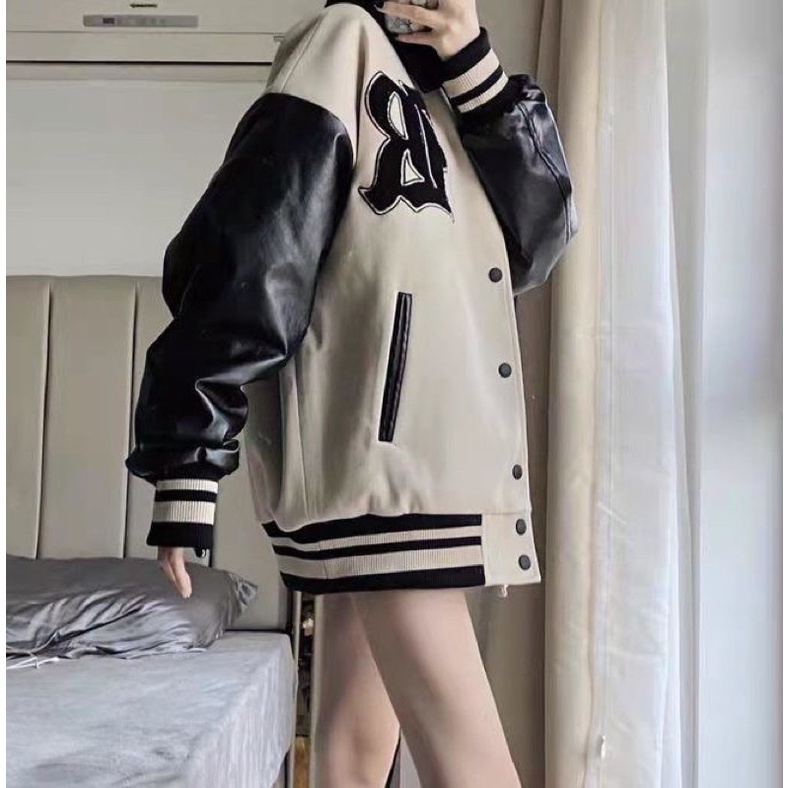Áo Khoác Bóng Chày Màu Be Chữ Thêu Phối Tay Da Đen Phong Cách Retro Mùa Thu Đông Cho Nam Nữ