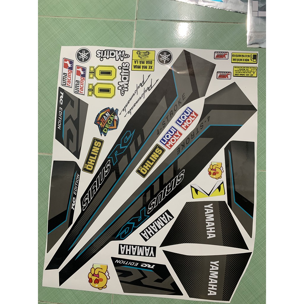 Tem sirius 110 RC xám đen xanh 2017