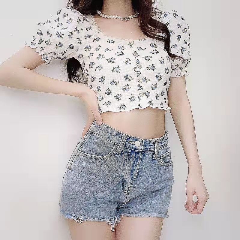 Áo croptop tay phồng in họa tiết hoa xinh xắn cho nữ