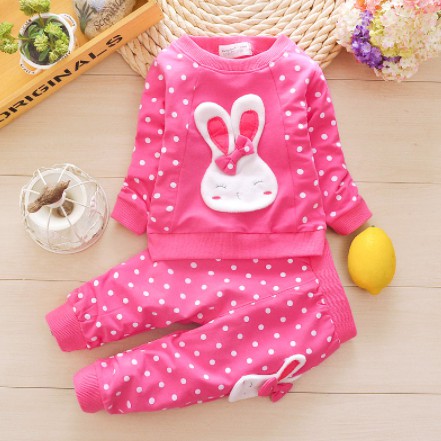 Sét bộ quần áo trẻ em thu đông Mặt Thỏ Chấm Bi dành cho bé gái 1-5 tuổi tương dương 8-18kg. Cute, đáng yêu