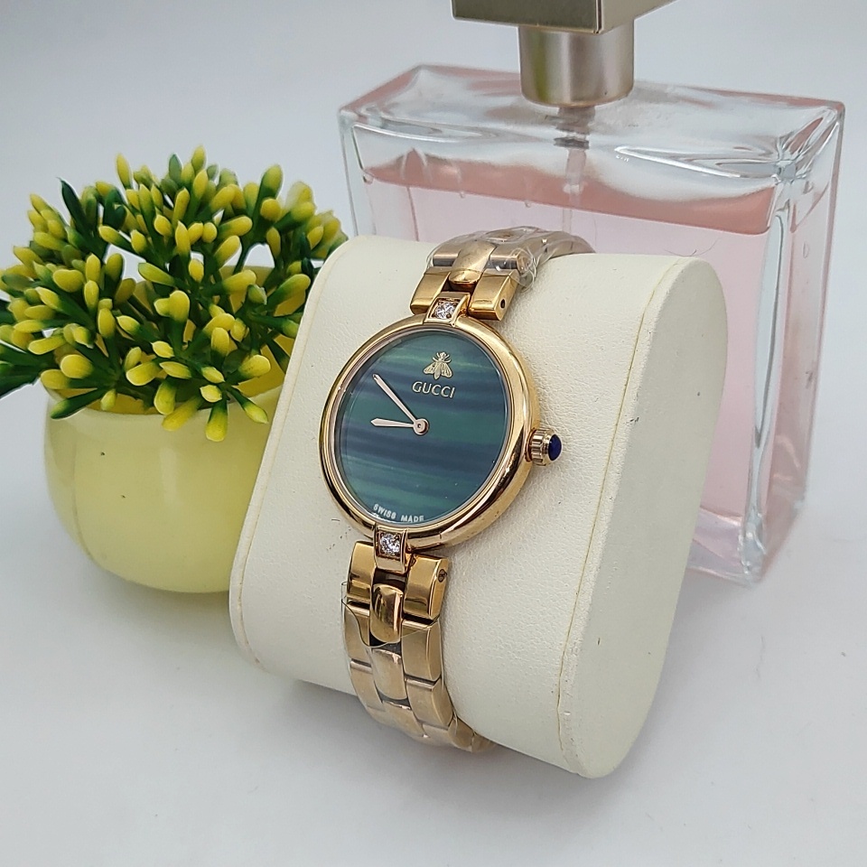 Đồng Hồ Nữ GC gucci  con ong kính shaphia