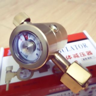 Đồng hồ tiết kiệm khí argon