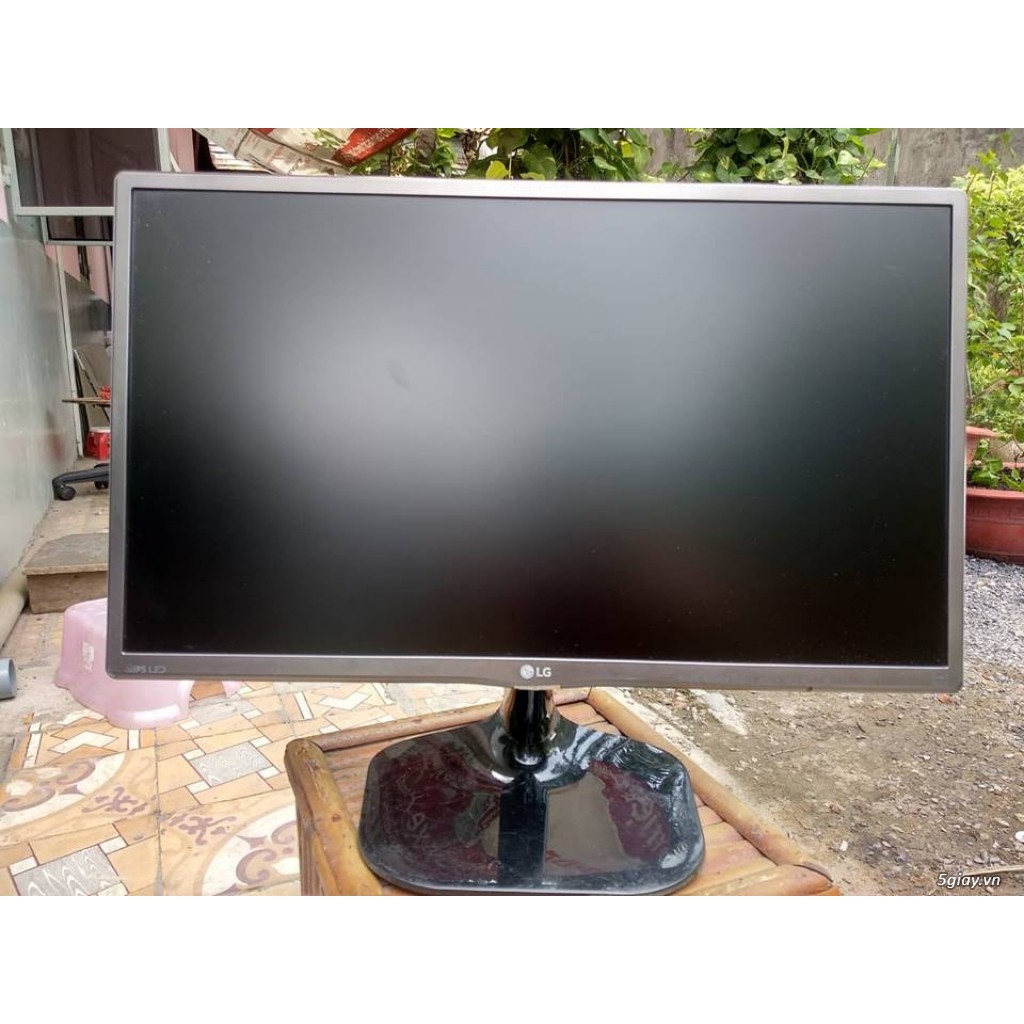 LG 24MP56 HQ LED IPS viền Titan