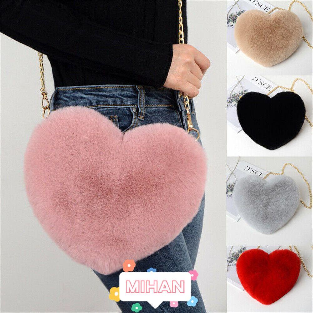 Túi xách hình trái tim phối lông xù đáng yêu