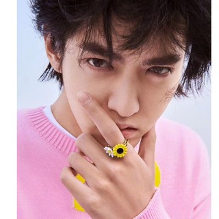 Bông Tai Họa Tiết Hoa Cúc Xinh Xắn Thời Trang