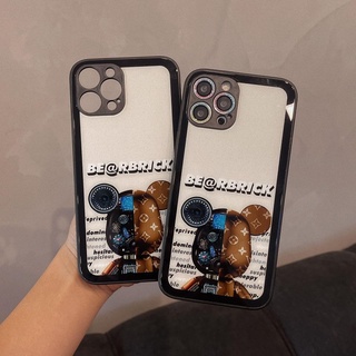 Ốp kính BVC Be@rbrick Robot hoa L.V đen iphone 7plus/8plus/X/Xs/Xsmax/11/11promax/12/12pro/12promax/13/13pro/13promax