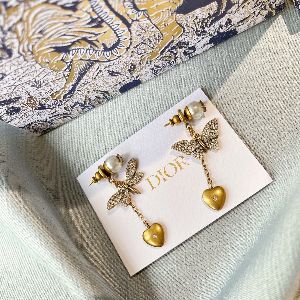 Hoa Tai Chữ D Đính Ngọc Trai Thời Trang Thanh Lịch