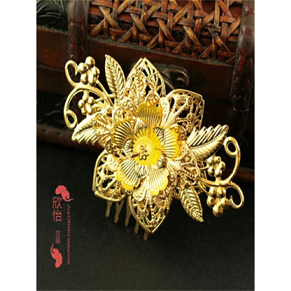 Kim quan cổ trang nữ đơn giản