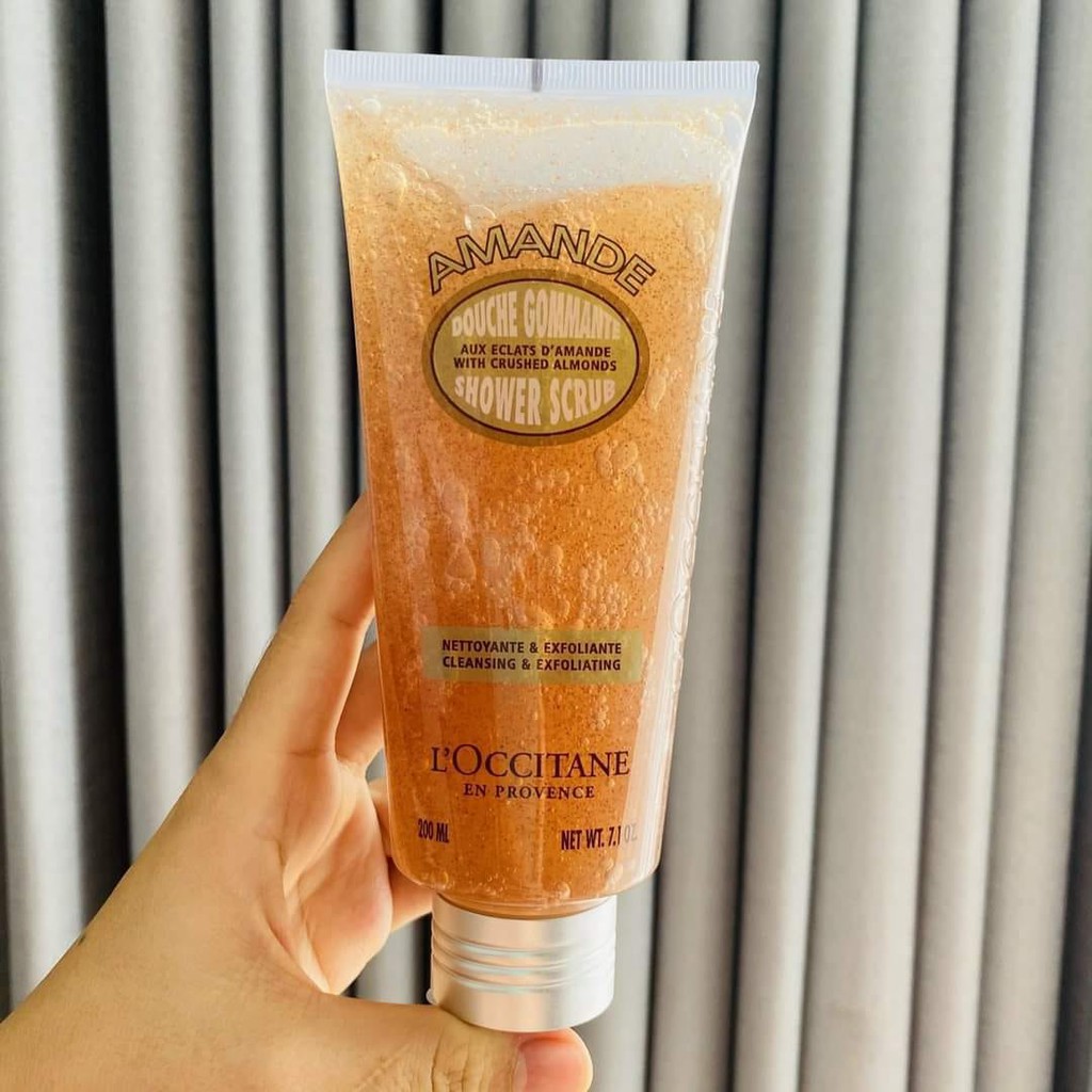 Gel Tắm Tẩy Da Chết Body Loccitane Amande Shower Scrub 200ml