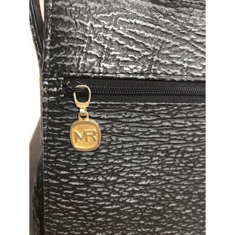 Túi da cá heo hiệu MR Mariano - used bags