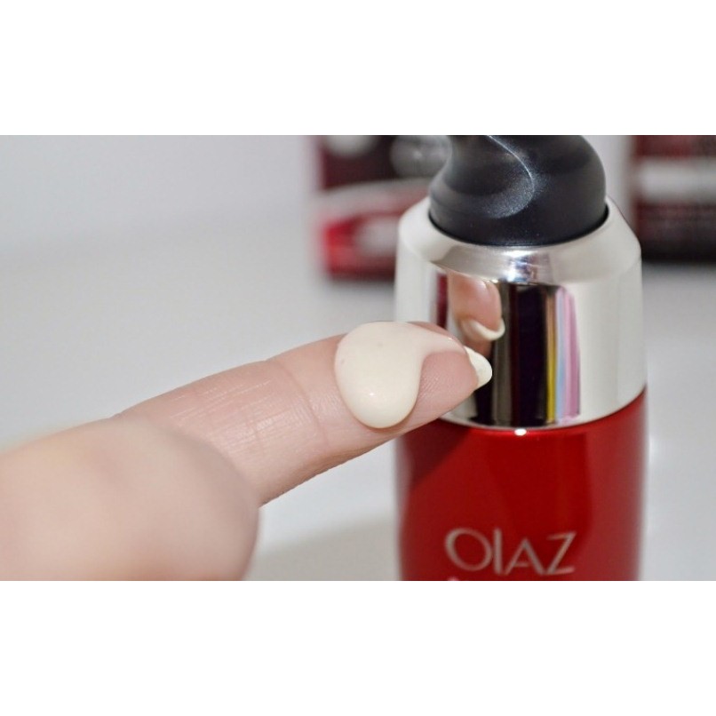 Có bill- Serum Olaz Regenerist 3 zone hsd 12/2021