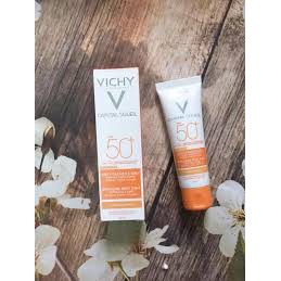 Kem Chống Nắng Vichy Ideal Soleil Anti Dark Spot 3 in 1 Tinted Care Spf50 50ML ( Chính Hãng)