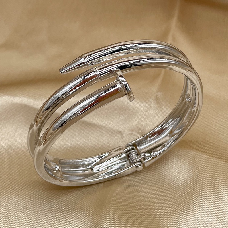 Thẻ Vòng Tay Mạ Vàng 18K Hình Đầu Móng Tay Phong Cách Âu Mỹ Cho Nữ
