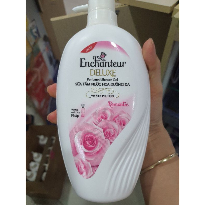 Sữa tắm Enchanteur nước hoa 650g