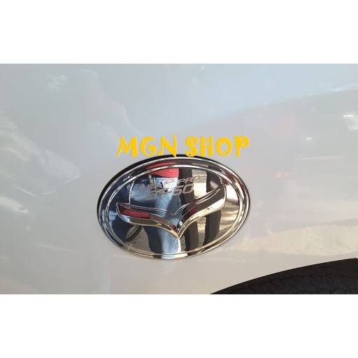 [Ốp nắp bình dầu] [Mazda BT-50] [màu đen / màu bạc]