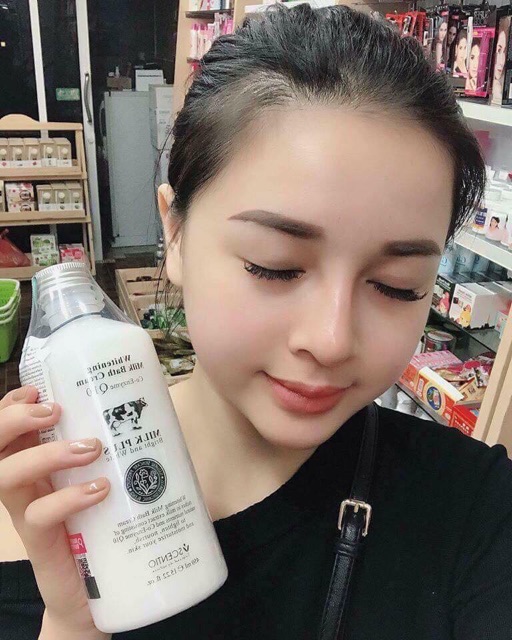 Sữa Tắm Bò Dưỡng Trắng Da BEAUTY BUFFET Scentio Milk Plus Whitening Q10 Bath Cream 450ml - Thái Lan