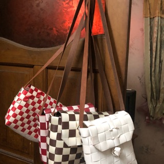 Giỏ đan dây nhựa