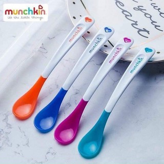 Thìa báo nóng Munchkin cho bé ăn dặm