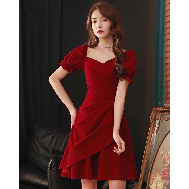Váy tuyết mưa đỏ kèm ảnh chất