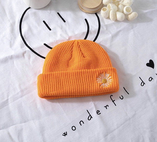 Mũ len beanies thêu hoa cúc nhiều màu phong cách hàn quốc nam nữ