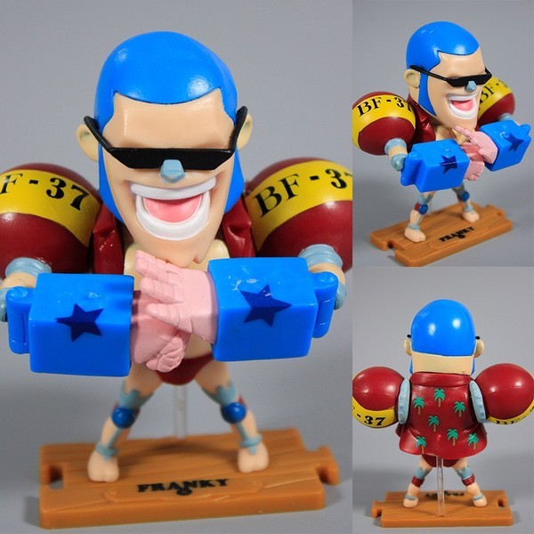 Mô hình Franky chibi loại 1 tặng kèm thẻ truy nã Franky