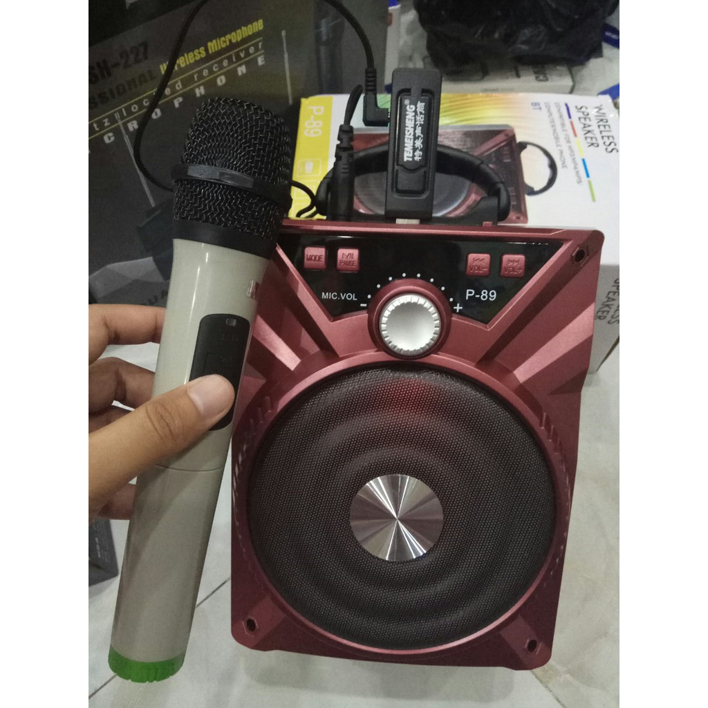 Loa bluetooth tặng 1 Mic không dây chính hãng Karaoke cực hay YP90106