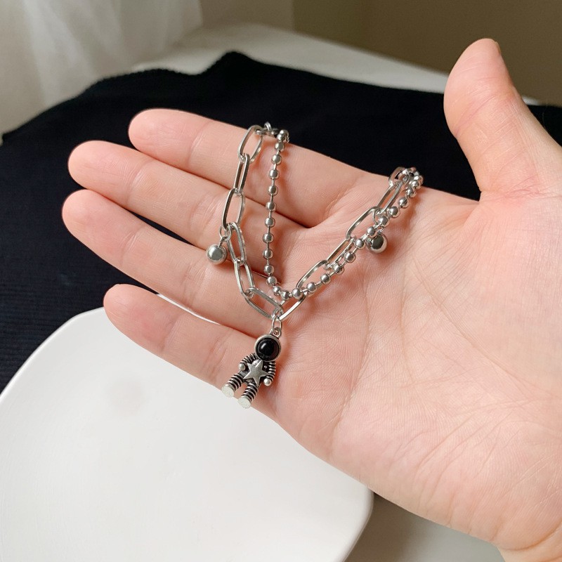 [Mã FAMAYFA giảm 10K đơn 50K] Vòng đeo tay mặt hình phi hành gia cá tính thời trang cho nam | BigBuy360 - bigbuy360.vn