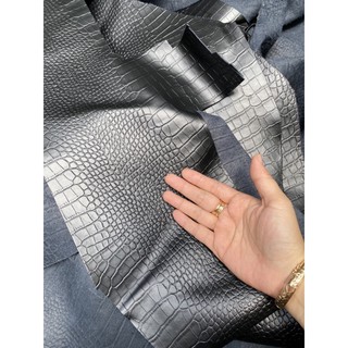 Da bò vân cá sấu đen vụn to