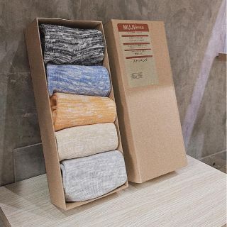 Tất MUJI - Hộp 5 màu loại đẹp
