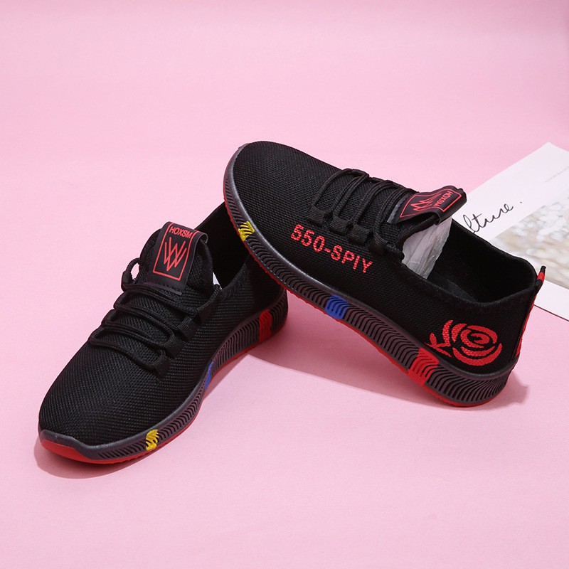 Giày sneaker thể thao nữ thời trang mới nhất buộc dây siêu nhẹ Vuajay V245