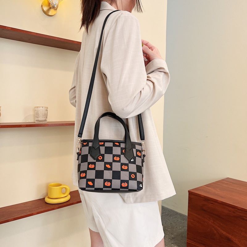 Túi Đeo Chéo Hình Vuông Cỡ Nhỏ 2022 Thời Trang Xuân Hè Cho Nữ