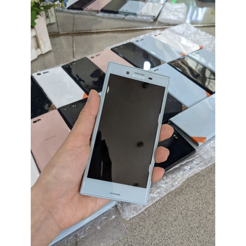 Điện thoại Sony xperia x compact