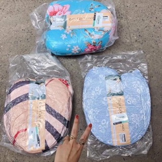 Gối ôm hút chân không
