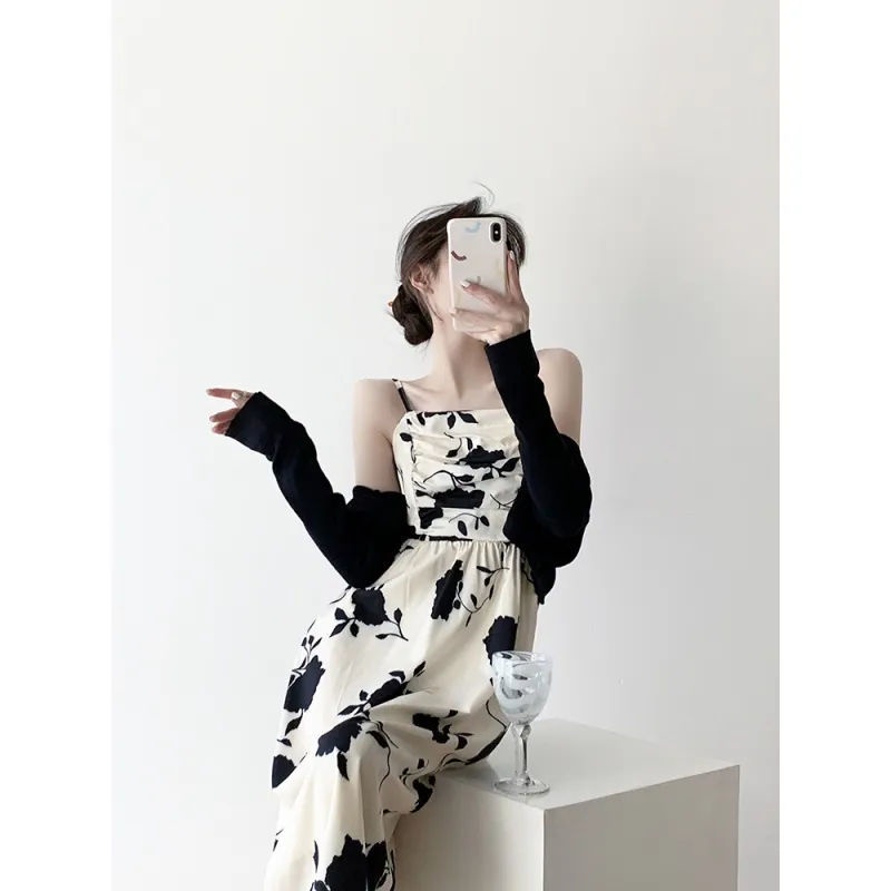 Set Đầm Hai Dây Và Áo Khoác Cardigan Dệt Kim Chống Nắng Thời Trang Mùa Hè Phong Cách Mới Cho Nữ