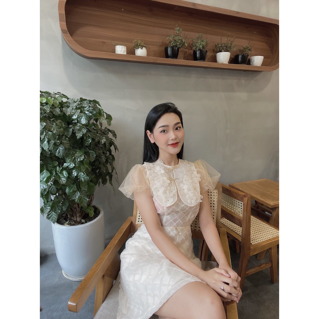 MADDY HATES ROSE - Đầm thiết kế màu be chất lưới tơ đính hoa dáng ngắn - Váy đầm tiệc màu be